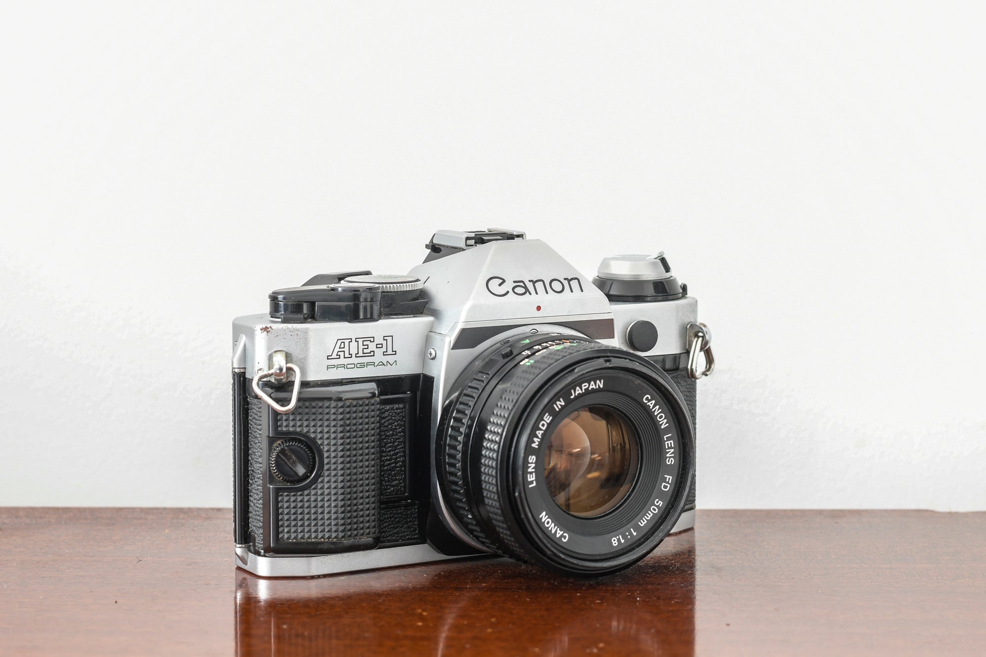 Canon AE-1 PROGRAM new FD 50mm F1.8 整備済み - フィルムカメラ