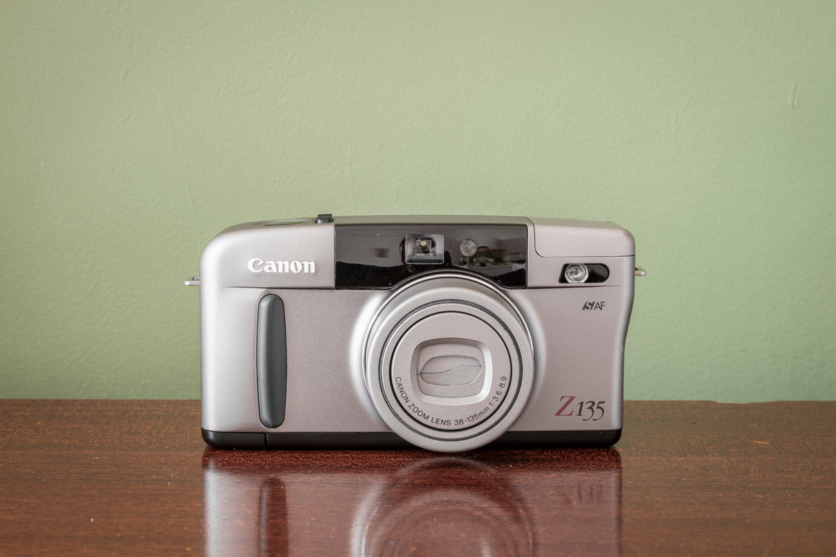 BOXED Canon Z135 35mm Point and Shoot Film Camera