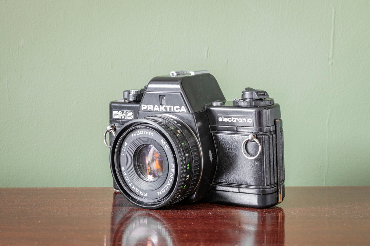 Praktica BMS 35mm Film Camera + Pentacon 50mm F1.8 Lens