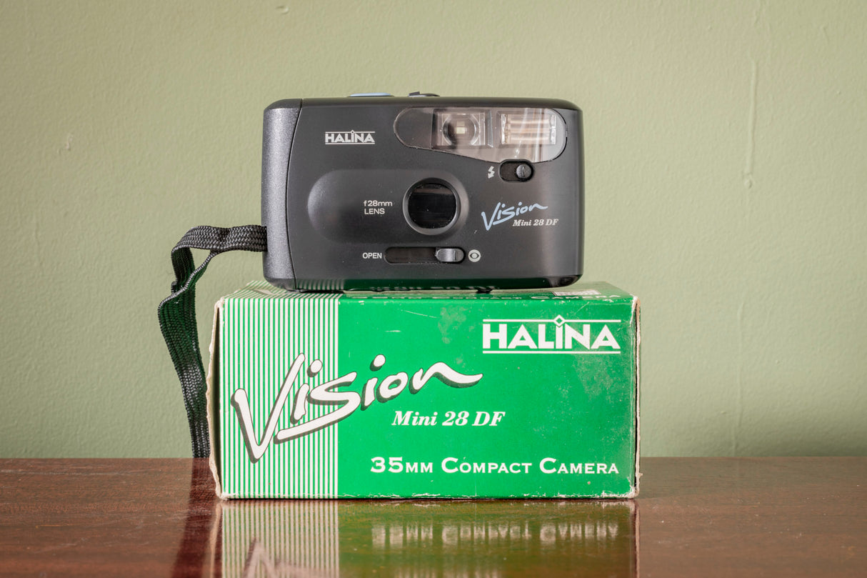 Boxed Halina Vision Mini 28 35mm Point and Shoot Film Camera