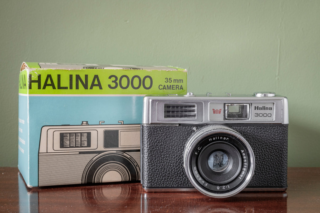 BOXED Halina 3000 35mm Point and Shoot Camera