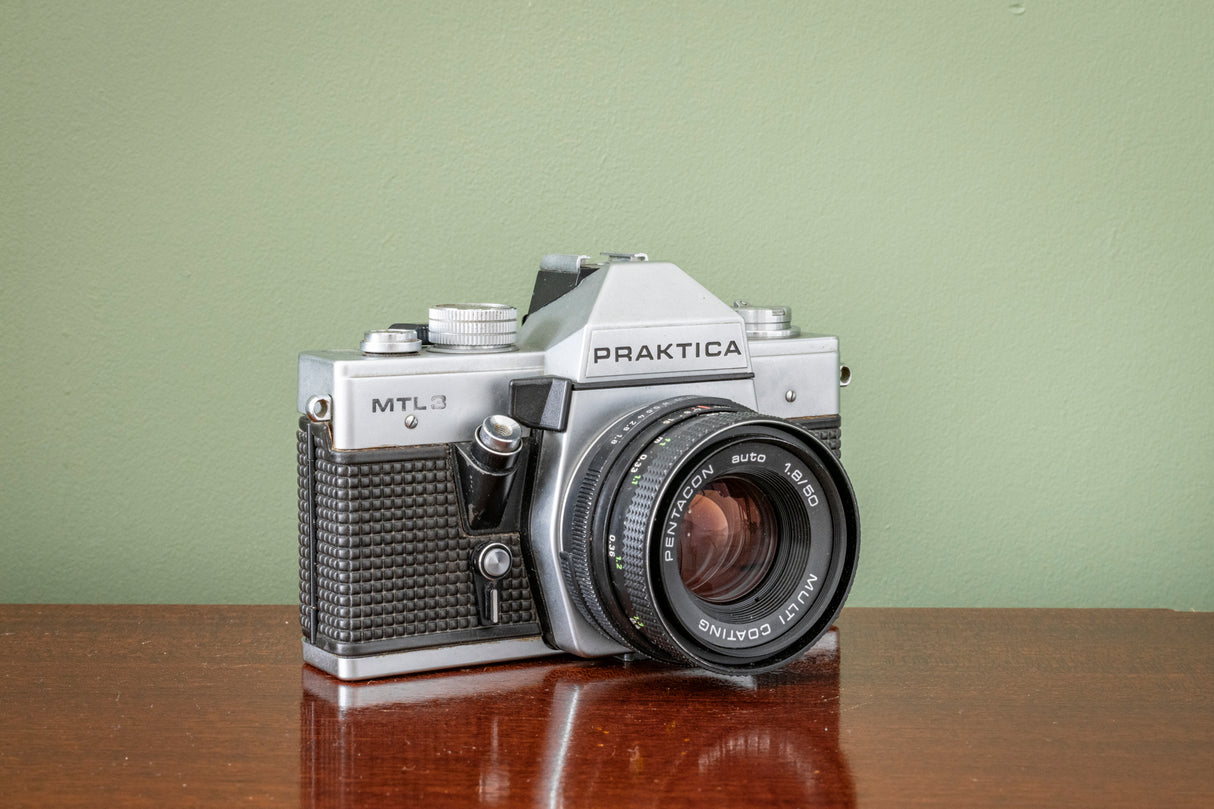 Stunning Praktica MTL3 35mm SLR Film Camera + Pentacon 50mm F1.8 Lens