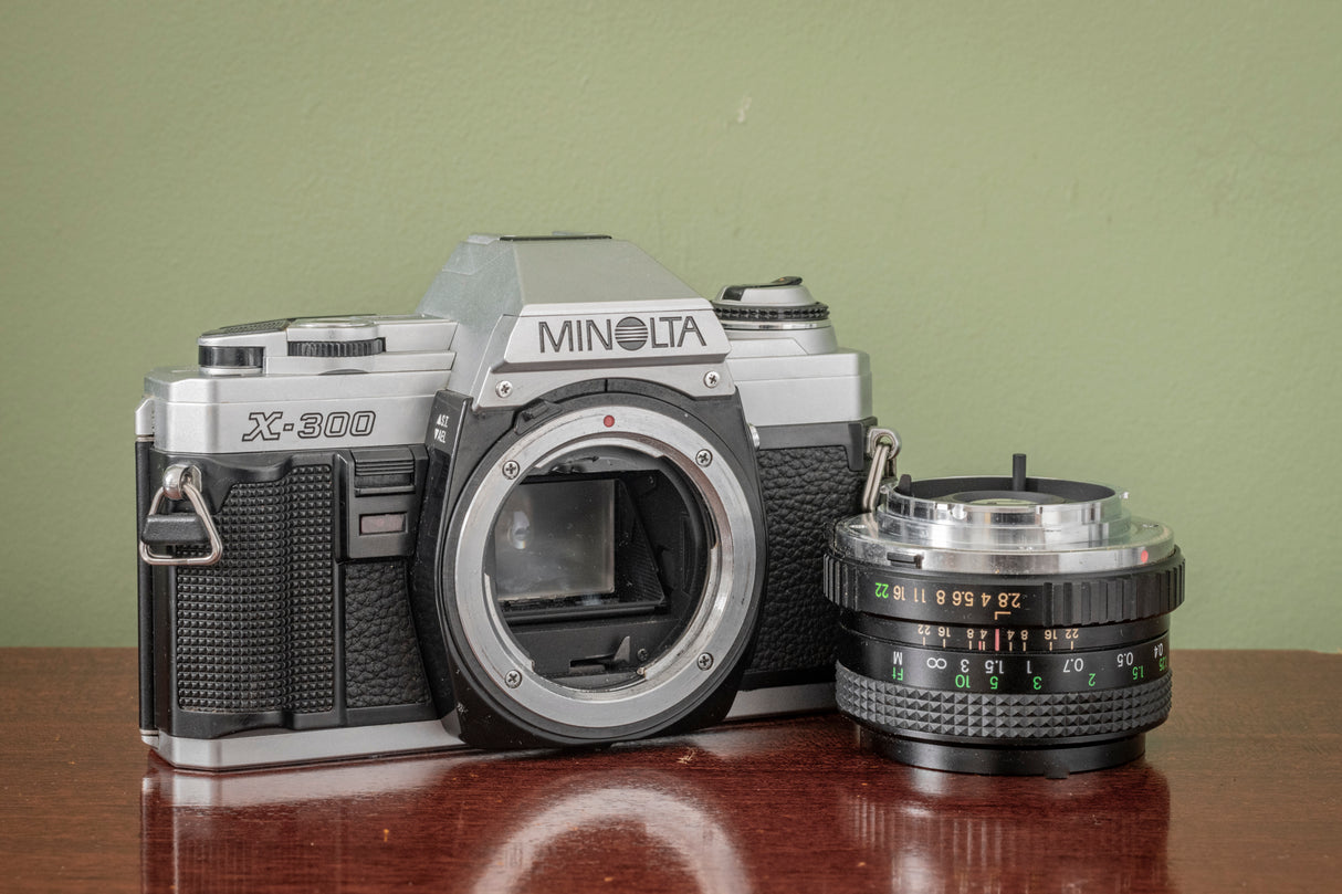 Stunning Minolta X-300 35mm SLR Film Camera + Miranda 28mm F2.8 Lens + NEW LIGHT SEALS