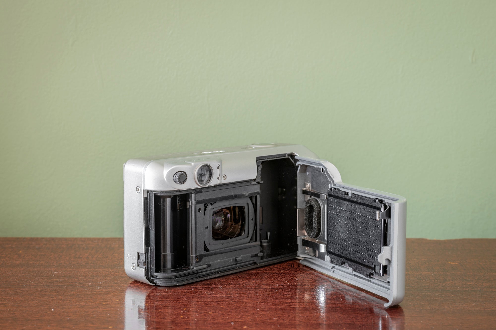 Canon popular z155 film camera