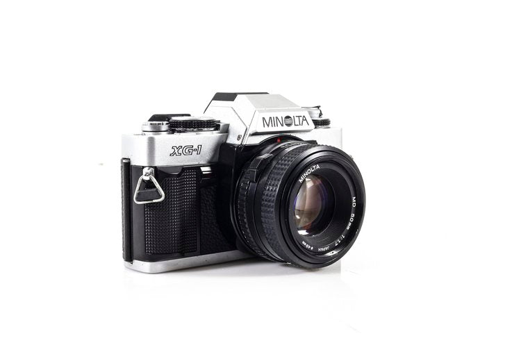 Minolta XG SE outlet 35mm film SLR camera